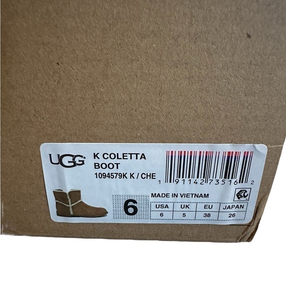 UGG Coletta Boots Chestnut Suede Ankle Side Zipper Size 6 Girls 7.5 Women’s - Picture 7 of 7